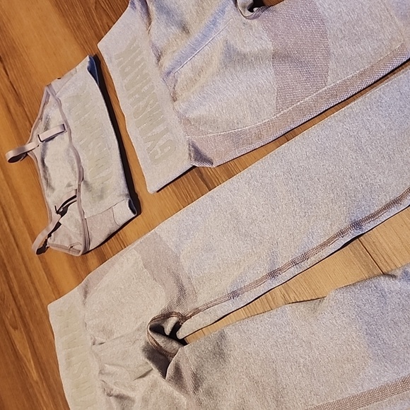 (3 Pcs Set) Gymshark Gym Set:Biker Shorts + Sports Bra & Leggings - Picture 10 of 16